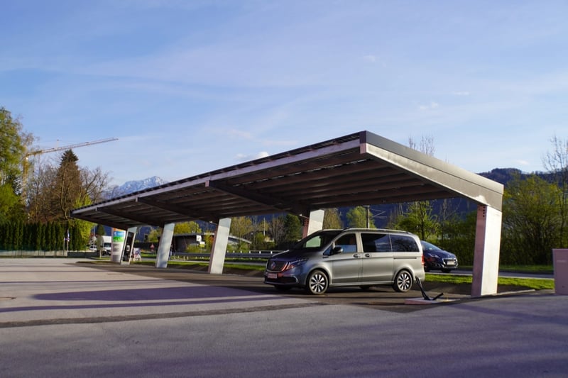 Maximising Efficiency: The Benefits of Solar Carports and Carparks