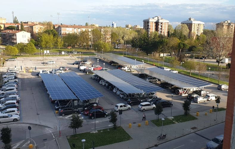 Benefits of Solar Carports for Hospitals & Healthcare Settings